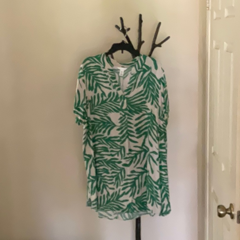 H & M Green Leaf Print casual dress
